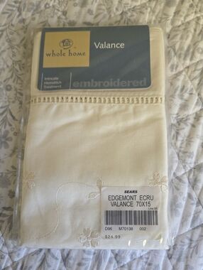 NWT Sears Whole Home "Edgemont" Embroidered Ecru Valance 70x15